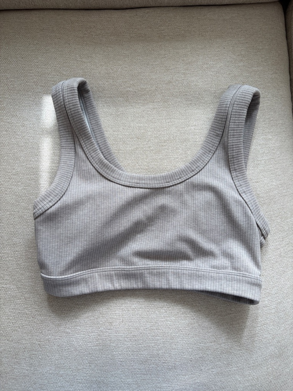 Ribbed Scoop Neck Cropped Tank Top in Light Gray